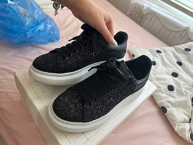 Alexander McQueen Alexander McQueen glitter sneakers