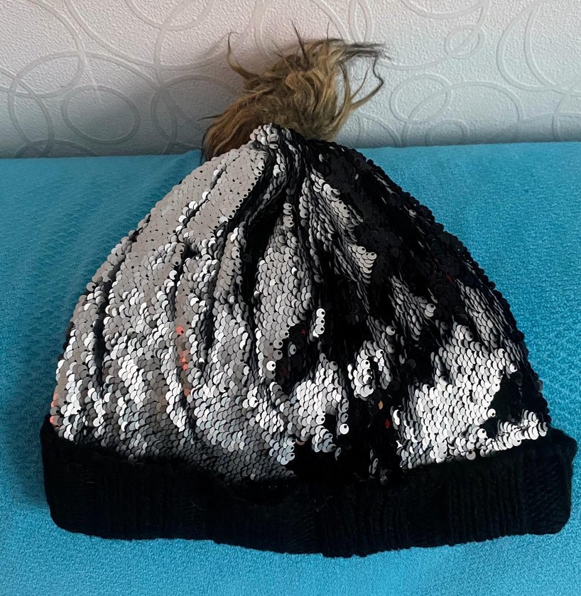 Kadın Gri Pul İşlemeli Kürklü Bere - Görsel 2