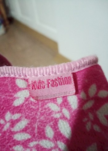 Kız Çocuk Pembe Desenli Sıcak Ev Terliği - Görsel 12