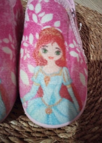 Kız Çocuk Pembe Desenli Sıcak Ev Terliği - Görsel 8