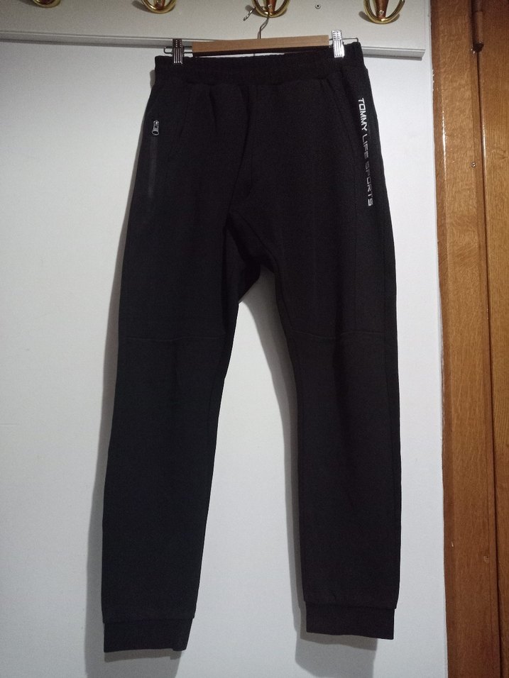 TOMMY LIFE Siyah Fermuarlı Erkek Eşofman Altı - Görsel 3