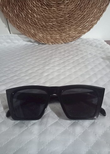 Siyah Minimalist Gotik Kadın Güneş Gözlüğü - Görsel 3