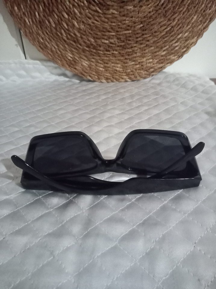 Siyah Minimalist Gotik Kadın Güneş Gözlüğü - Görsel 2