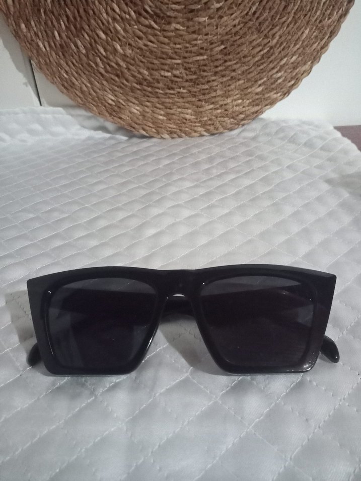 Siyah Minimalist Gotik Kadın Güneş Gözlüğü - Görsel 3