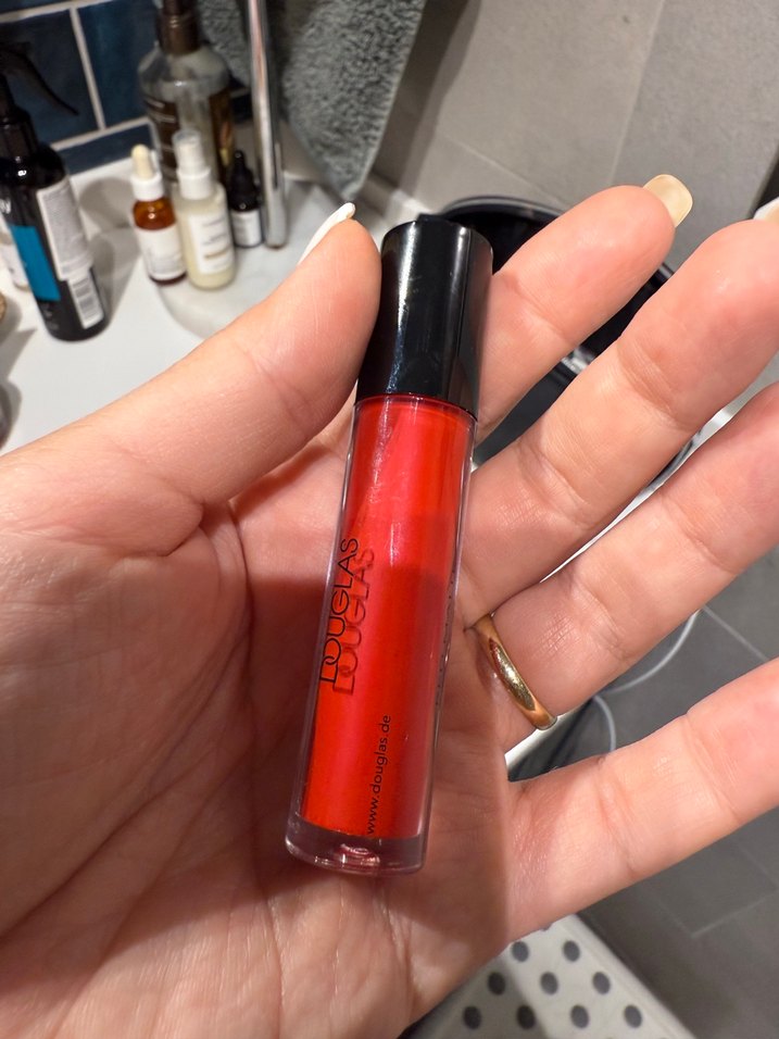 Douglas Kırmızı Ruj - Görsel 2