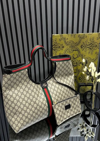 Gucci Kahverengi Deri Tokalı Kadın Çantası