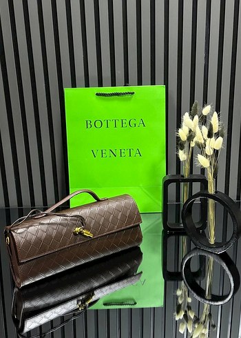  Beden altın Renk Bottega Veneta Altın Rengi Deri Kadın Çanta