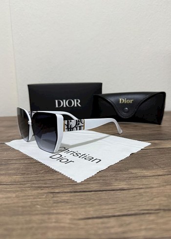 Dior Beyaz Street Wear Kadın Güneş Gözlüğü