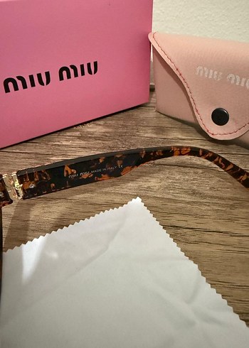 Beden Kahverengi Tokalı Kadın Güneş Gözlüğü