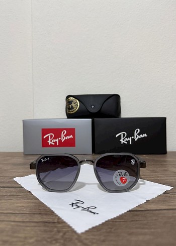 Ray-Ban Gri Klasik Erkek Güneş Gözlüğü