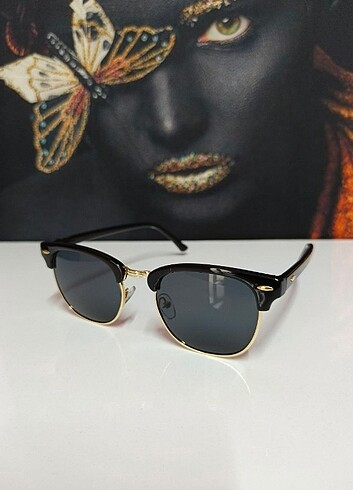  Siyah Gold Detaylı Unisex Güneş Gözlüğü