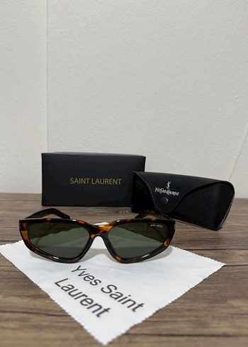 Saint Laurent Transparan Çerçeveli Kadın Güneş Gözlüğü