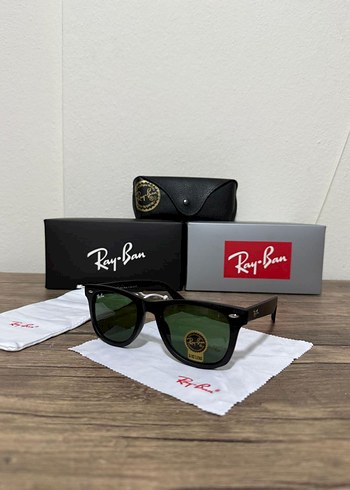 Ray-Ban Klasik Siyah Erkek Güneş Gözlüğü