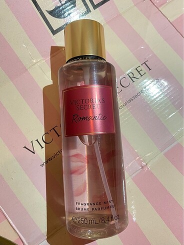 Victoria?s Secret Romantic Body Mist
