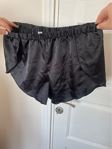 Saten şort pijama altı