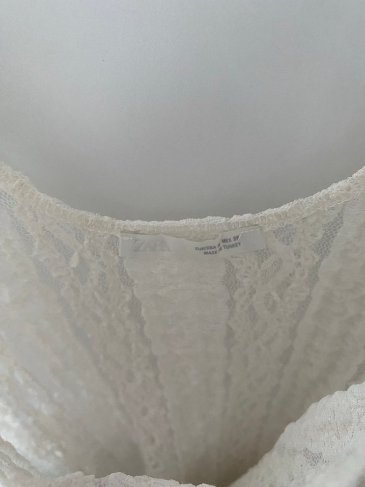 Zara Beyaz Dantel Detaylı bluz - Görsel 3