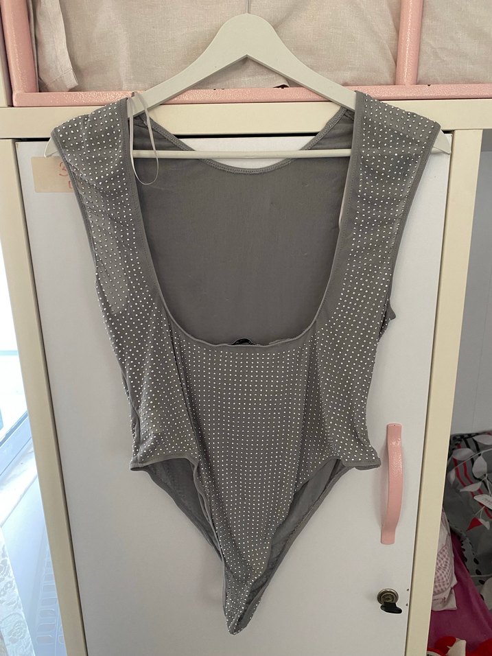 Zara gri tasli body - Görsel 2