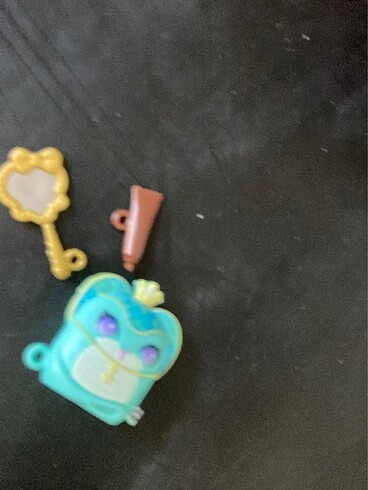  E.L.F Monster High cleo