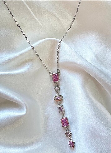 Pembe Taşlı Y kolye