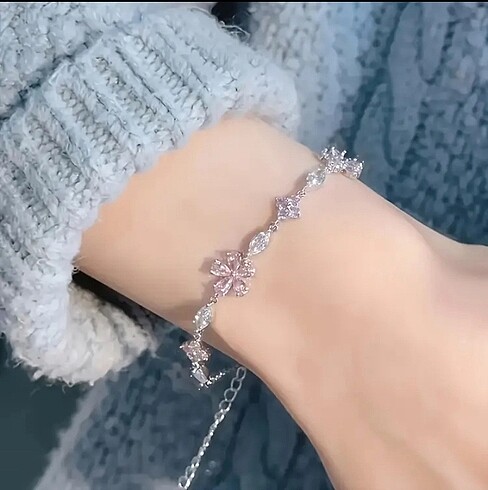 Diğer SAKURA ÇİÇEĞİ BİLEKLİĞİ