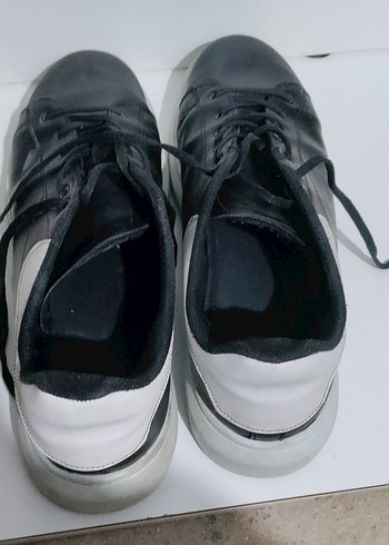 Siyah Bağcıklı 44 numara sağlam Spor Ayakkabı - Görsel 4