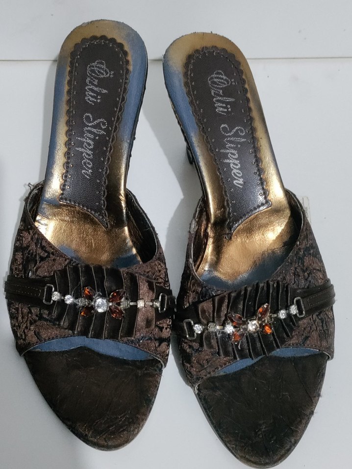 Kahverengi Süet Yılan Desenli Kadın Dolgu Topuk Terlik - Görsel 2