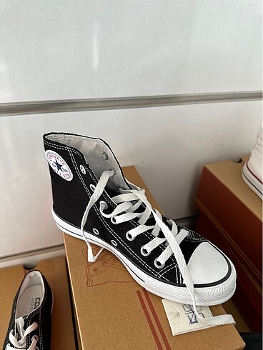 38 Beden beyaz Renk Converse