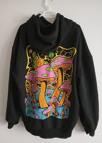 Kadın Çok Renkli Kapüşonlu Baskılı Sweatshirt