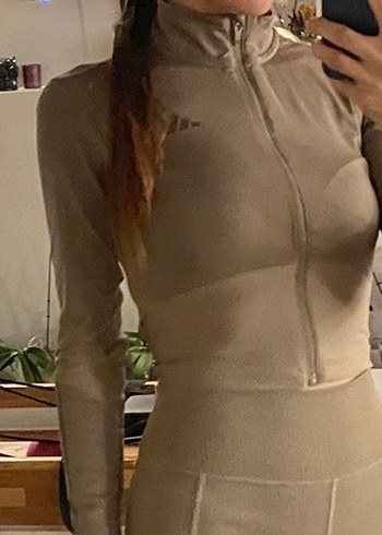 Bej Fermuarlı Uzun Kollu Üst - Görsel 4