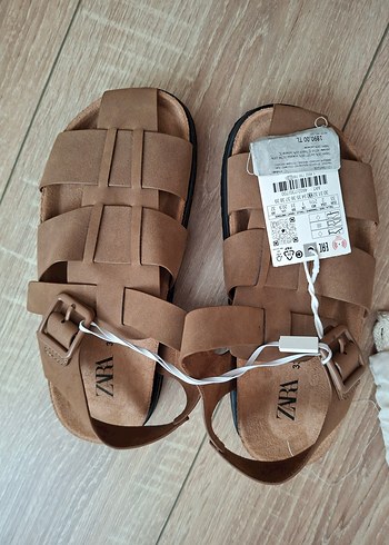 Zara Kahverengi Orgu Bantli Sandalet Erkek Cocuk 33 Numara