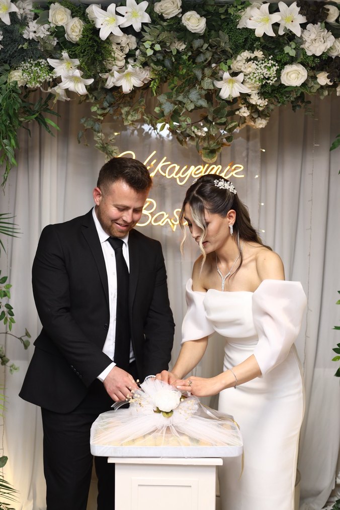 Beyaz Straplez Uzun elbise - Görsel 2