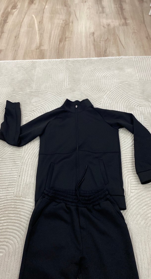 Erkek için Siyah Yüksek Yakalı Eşofman Takımı - Görsel 4