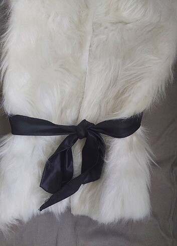 Beyaz kürk yelek - Görsel 2