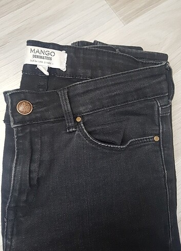 MANGO SIYAH JEAN