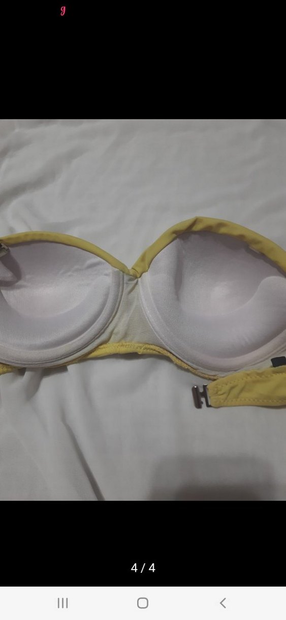 Sarı Bikini Üstü ve Çizgili Alt - Görsel 4