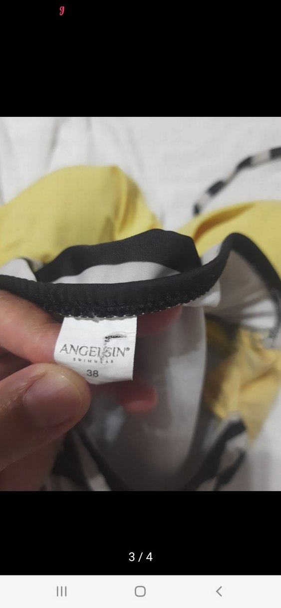 Sarı Bikini Üstü ve Çizgili Alt - Görsel 3