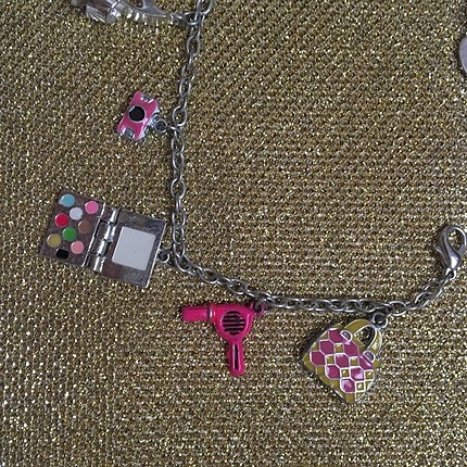 Charm bileklik