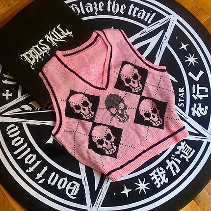 Gothic skull kazak knit witch punk emo