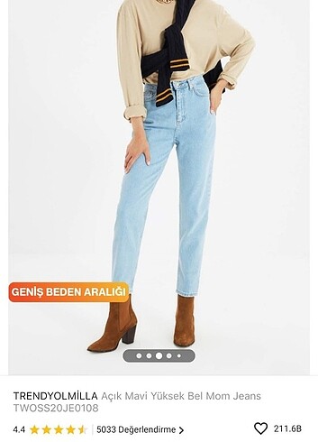 Trendyol & Milla Açık mavi yüksek bel mom jeans