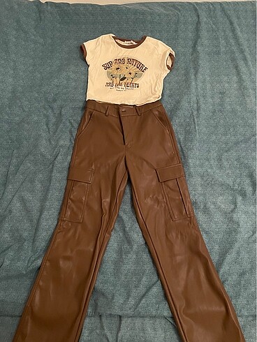 Deri cep detaylı pantalon