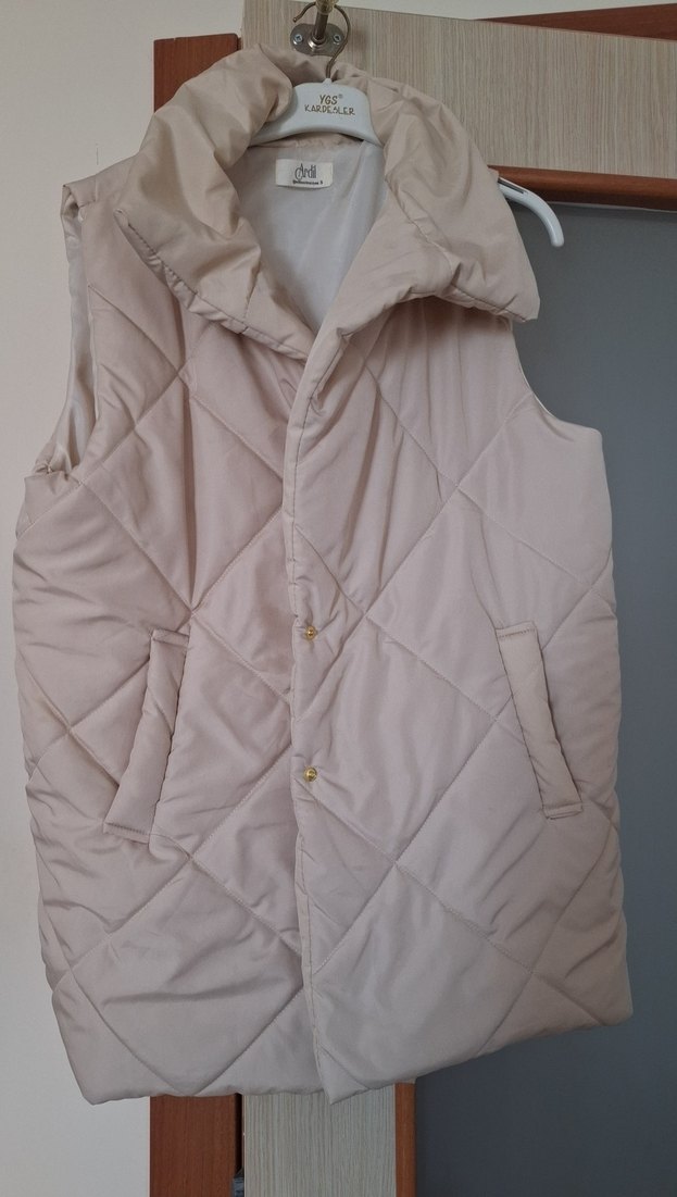 Beyaz Suni Kürklü Kadın Şişme Yelek - Görsel 2