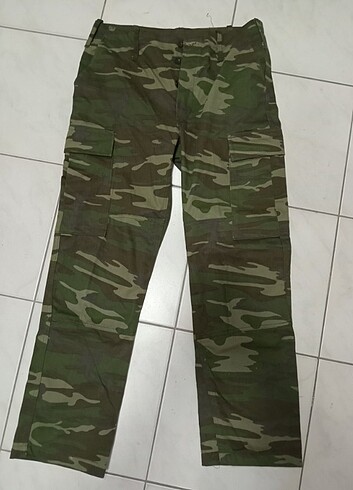 Askeri kamuflaj pantolon