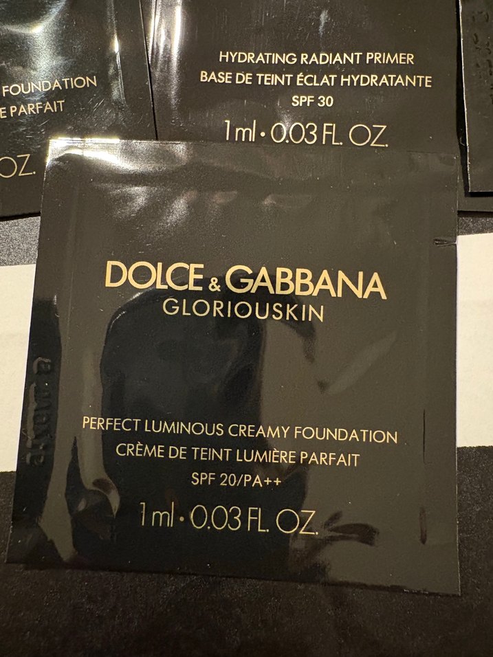 Dolce & Gabbana Almond Fondöten #330 - Görsel 3