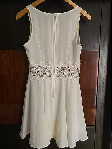 H&M Beyaz Yazlık Elbise
