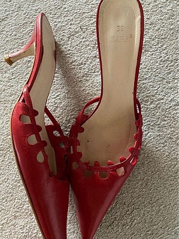 Zara Zara Kırmızı İnce Topluklu Ayakkabı