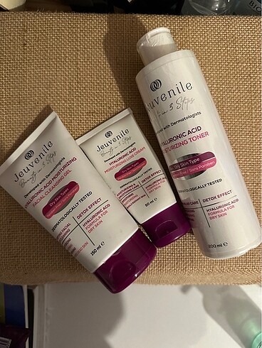 Diğer Jeuvenile Hyaluronic Acid Set
