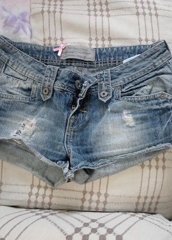 Düğmeli Mavi Mini Denim Şort