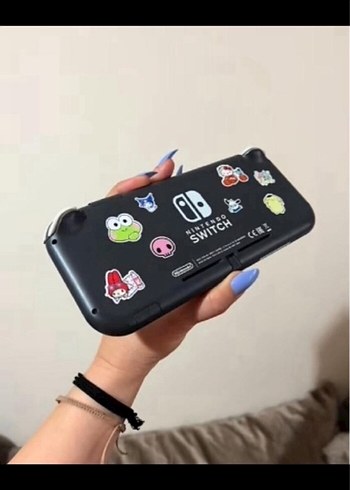  Beden Renk Siyah Nintendo Taşınabilir Oyun Konsolu