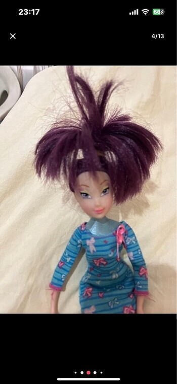 Beden Renk 3 Adet Orijinal Winx Bebek