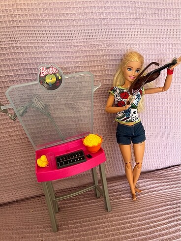 Barbie?nin Müzik Aşkı